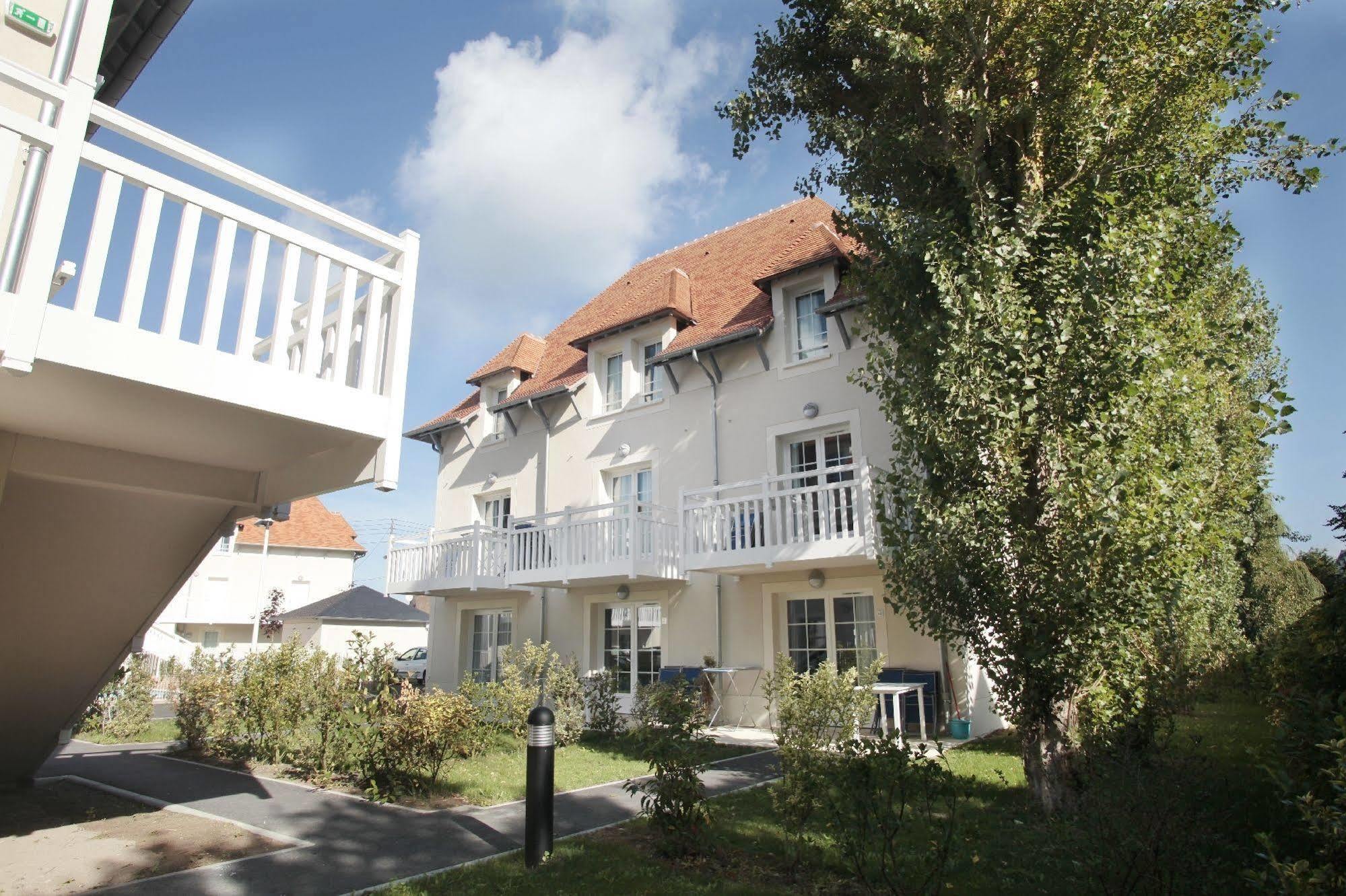 Aparthotel Odalys Le Domaine Des Dunettes 3*